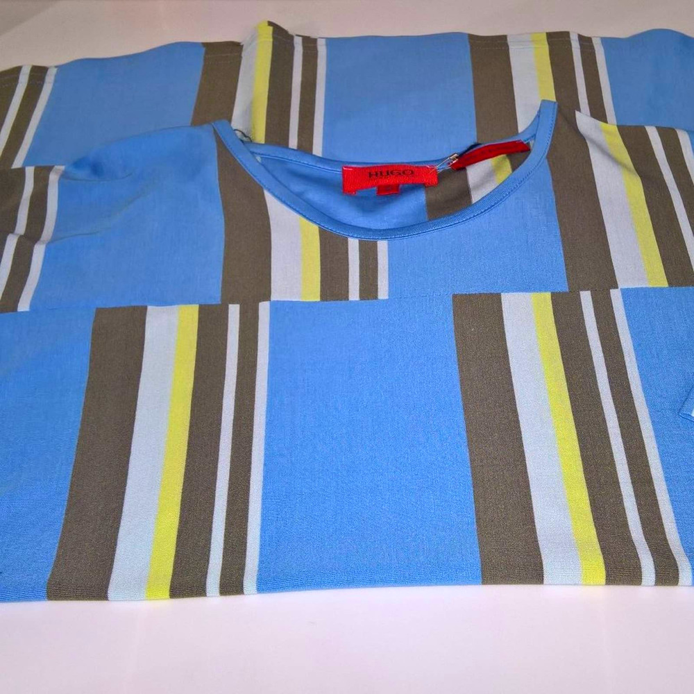Sz M Hugo Boss Men's Striped Crew Neck Short Sleeve Shirt